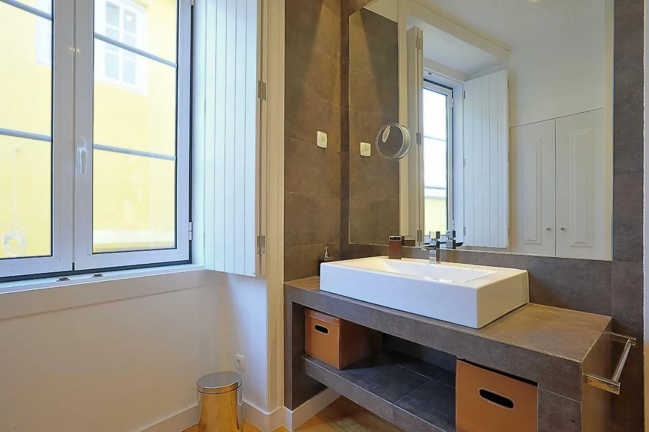 Localtraveling Historic Center Travessa Apartment Lisbon Portugal