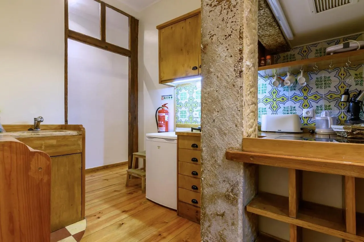 Localtraveling Historic Center Travessa Apartment Lisbon Portugal